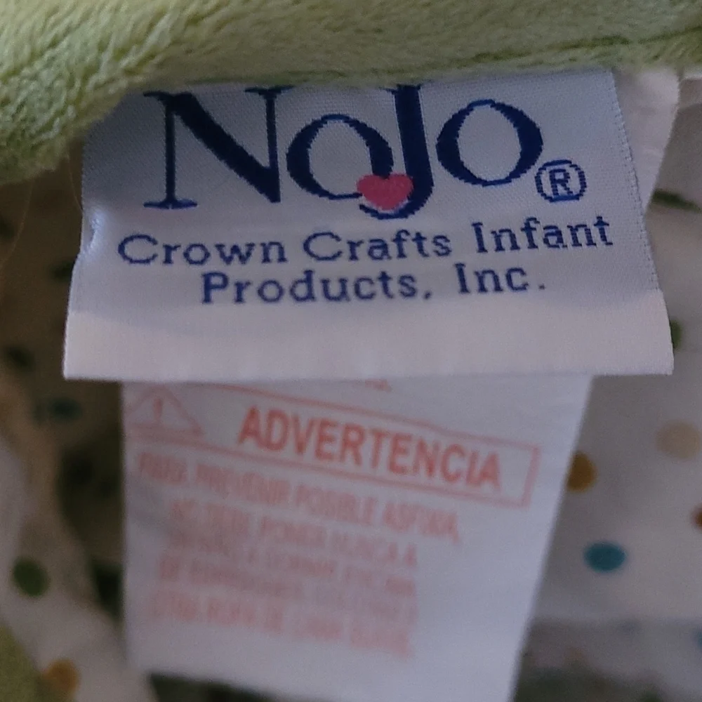 NoJo Crown Crafts Baby Quilt